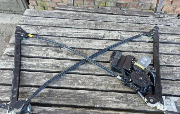 Seat Alhambra (Mk1) Sliding door window regulator with motor 7M3959812 114528102 M2144333BA