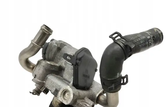 Volkswagen PASSAT B8 EGR valve 
