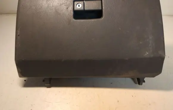 Toyota Avensis T220 Glove box 5555005030
