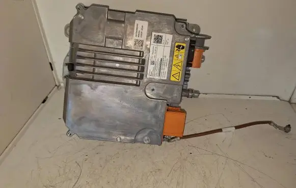 Mercedes-Benz EQA Voltage converter inverter A0009009935 A0009015211 A0009023282
