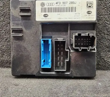 Audi A6 S6 C6 4F Comfort/convenience module 4F0907289J 20112007 4F0910289J