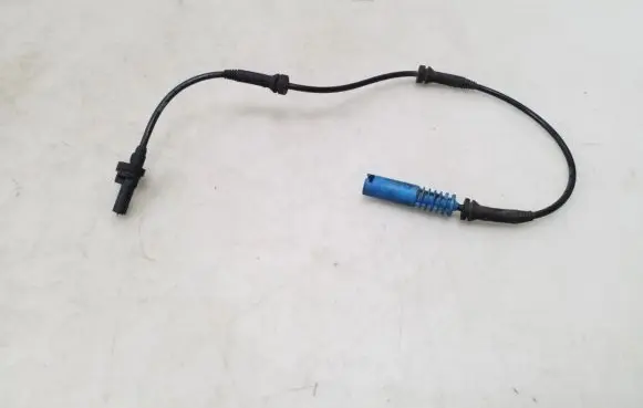 BMW 5 E60 E61 ABS brake wheel speed sensor 6908705