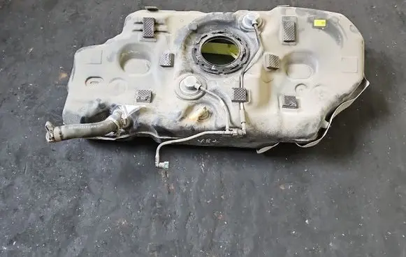 Hyundai Elantra VII Fuel tank 31161AA000 IMPRK1566894