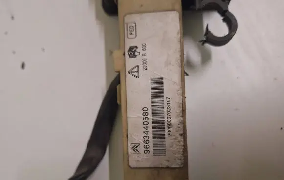 Citroen C6 Airbag deployment crash/impact sensor 9663440580 20000B600 20060007023107