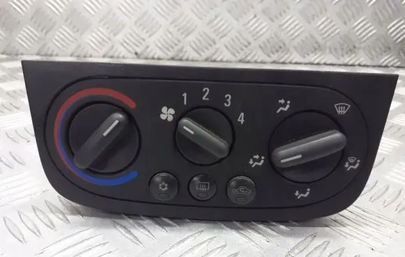 Opel Corsa C Interior fan control switch 47612166