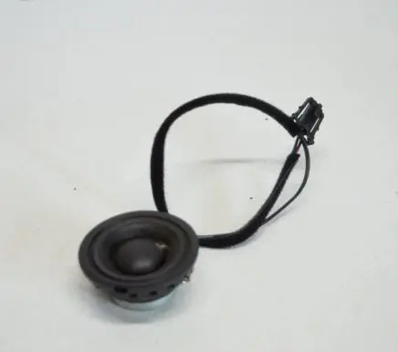 Volkswagen Touareg I Front door speaker 7L6035415