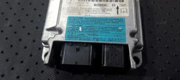 Mazda 3 I Airbag control unit/module 0285001961 BS4H57K30B