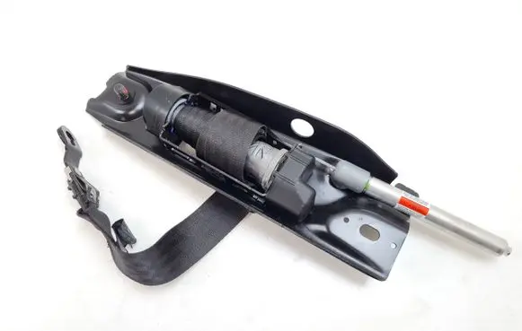Volvo S80 Front seatbelt 39860303