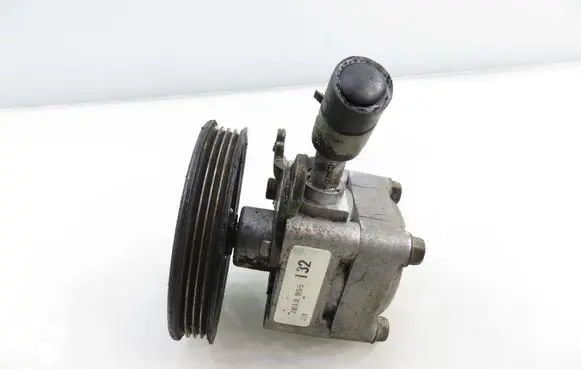 Nissan Primera Power steering pump 