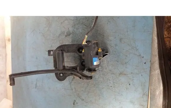 BMW 3 E46 Accelerator pedal position sensor