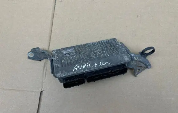 Toyota Auris E180 Engine control unit/module 896610Z750