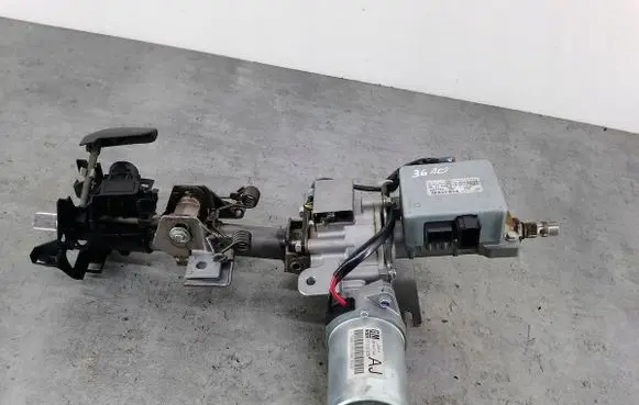 Opel Combo C Steering wheel axle 1320521013205208
