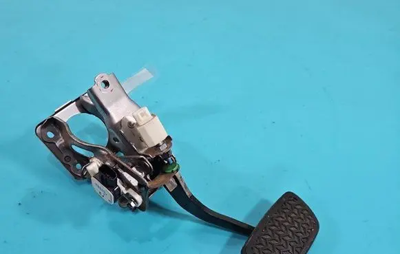 Lexus IS III XE30 Pedal assembly 89510-33030 IMPRK1502990