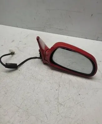 Mazda 626 Front door electric wing mirror E13010519