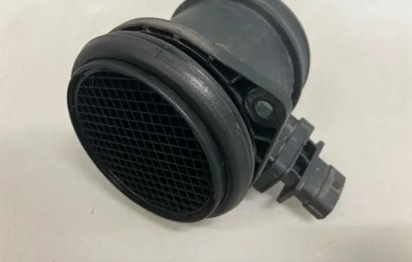 Volvo XC90 Mass air flow meter 31331525 30677999 0281002730