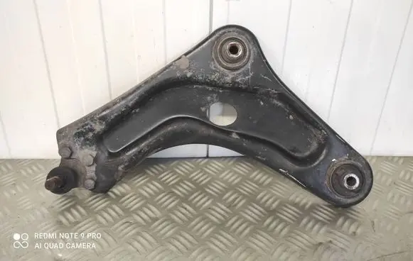 Peugeot 301 Front control arm 9675031880