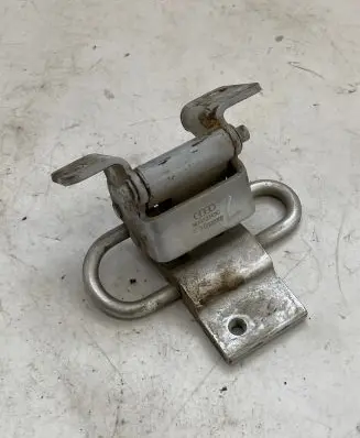 Audi A4 S4 B5 8D Rear door lower hinge 8D0833411C