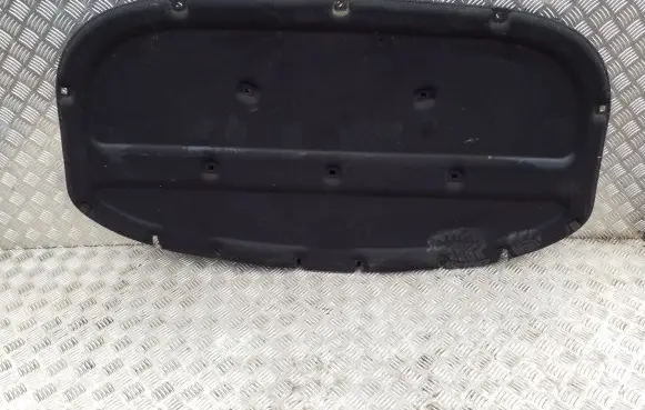 Volkswagen Touareg II Engine bonnet/hood sound/heat insulation 