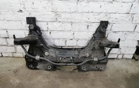 Opel Corsa E Front subframe