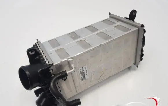 Mercedes-Benz E W212 Intercooler radiator