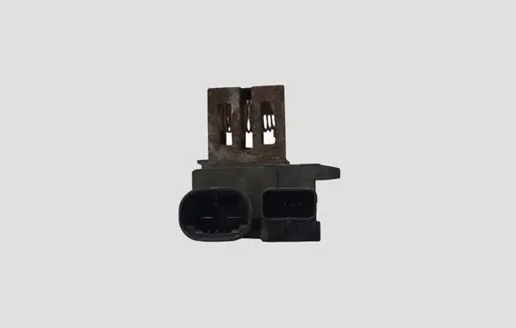 Peugeot 508 Coolant fan relay 98372A