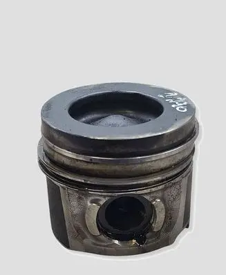 Volvo V40 Piston D4162T