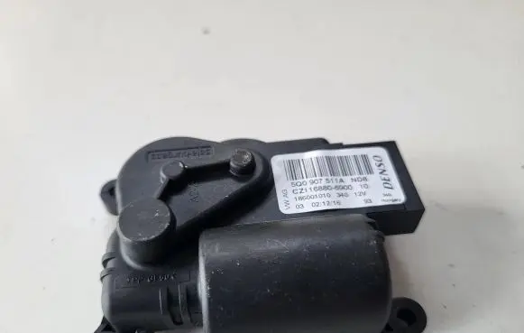 Skoda Superb B8 (3V) A/C air flow flap actuator/motor 5Q0907511A