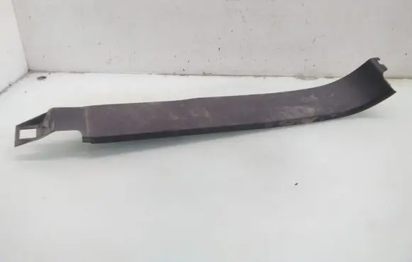 Volkswagen Touran I Rear sill trim cover