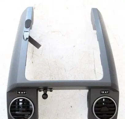 Land Rover Discovery 3 - LR3 Radio/GPS head unit trim 34182M CE500012XXX CXJVA