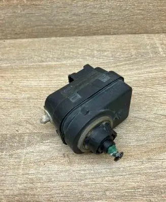 Renault Scenic I Headlight level adjustment motor 770084014