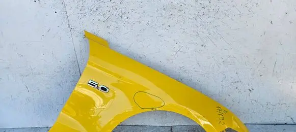 Ford Mustang VI Fender 