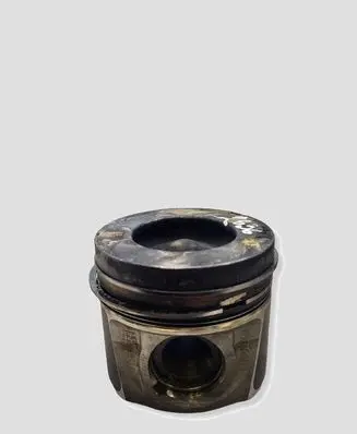 Renault Trafic III (X82) Piston R9M
