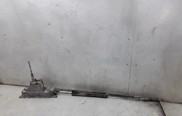 Volkswagen Caddy Gear shifter/selector 1T0711049AC