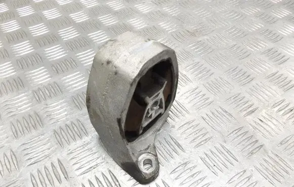 Volvo S90, V90 Engine mount vacuum valve 