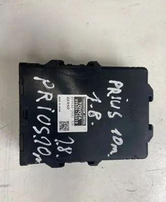 Toyota Prius (XW30) Gearbox control unit/module 8953575010