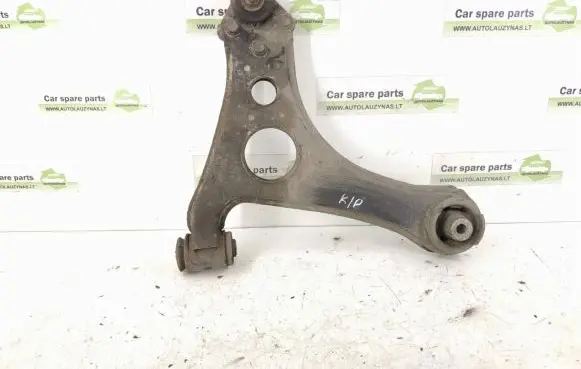 Mercedes-Benz A W168 Front control arm 1683301107 A1683301107