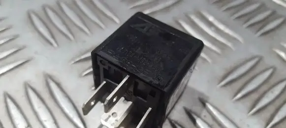 Volkswagen Sharan Other relay 7M0951253 95VW10K7058BA