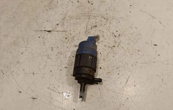 Nissan Navara D40 Headlight washer pump 28920EB320
