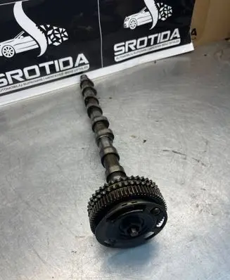 Mercedes-Benz CLS C219 Camshaft a2720510239