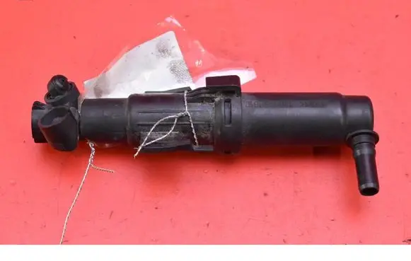 BMW 7 F01 F02 F03 F04 Windshield washer spray nozzle 1300750010