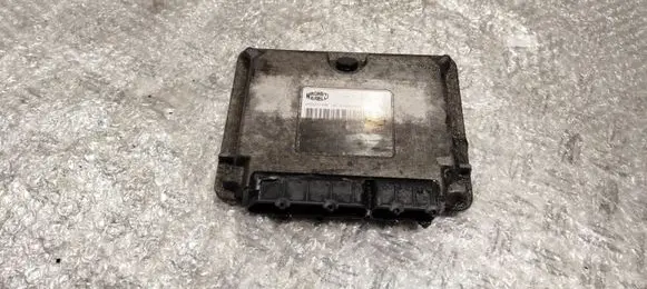 Renault Master III Transmission gearbox valve body 310321326R
