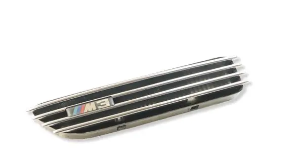 BMW 3 E46 Fender grill 2694607 51132694608