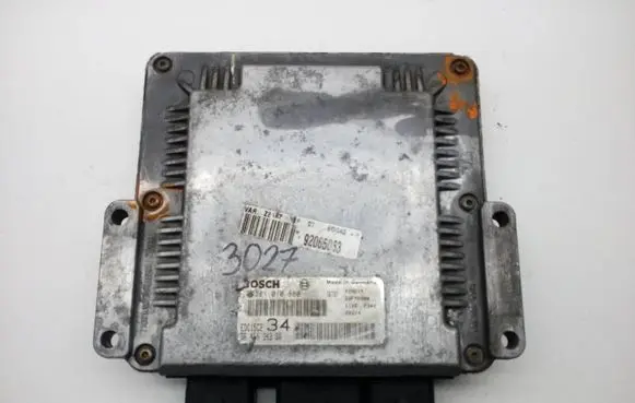 Peugeot 607 Engine control unit/module 0281010880 9645534380