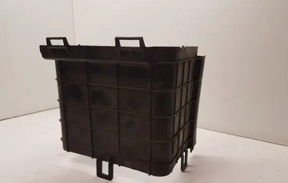 Audi A3 S3 8P Battery box tray cover/lid 1K0915336