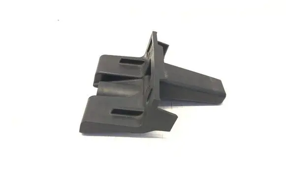Audi A7 S7 4G Rear bumper mounting bracket 4G8807381