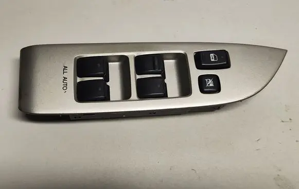 Lexus RX 330 - 350 - 400H Electric window control switch 8404048080 514980