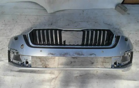 Skoda Octavia Mk4 Front bumper 5E3807221