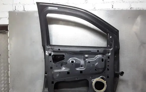 Dodge Durango Front door