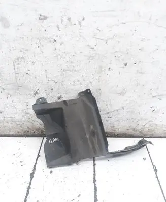 Front bumper skid plate/under tray