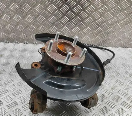 Mazda CX-5 II Rear wheel hub K0702611X